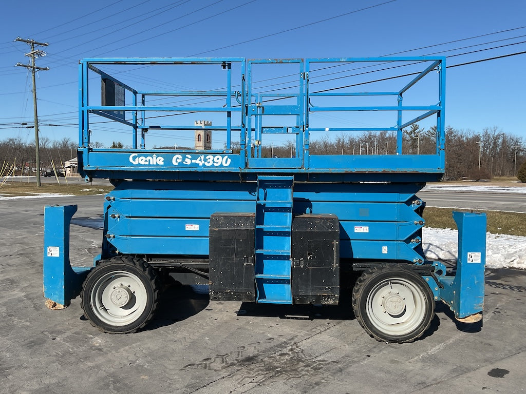 Buy 2014 GENIE GS-4390RT