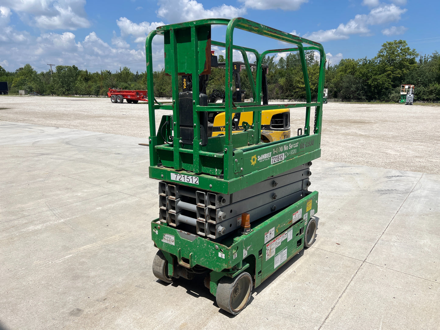 Buy 2015 GENIE scissor lift GS-1930