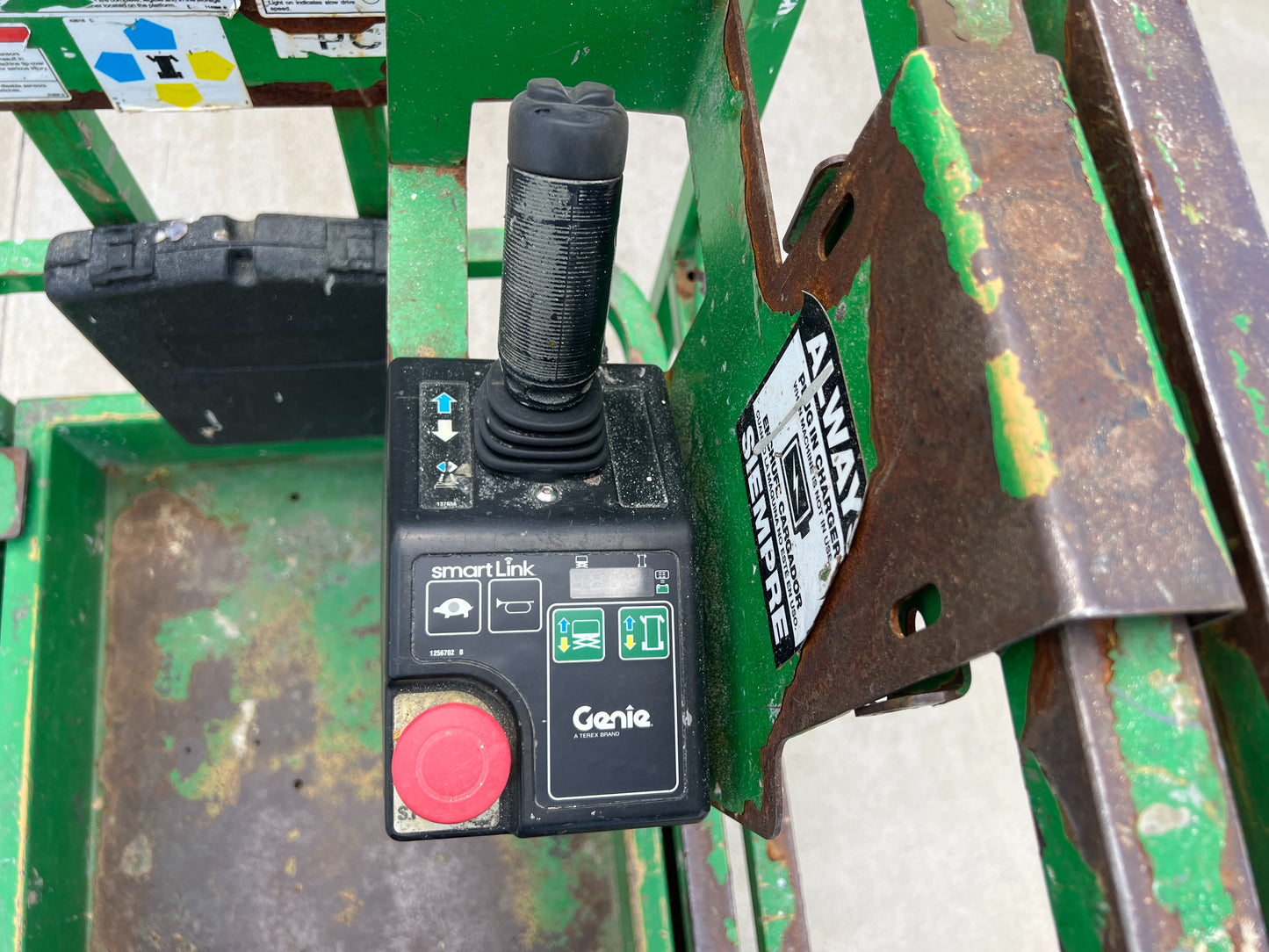 Buy 2015 GENIE scissor lift GS-1930
