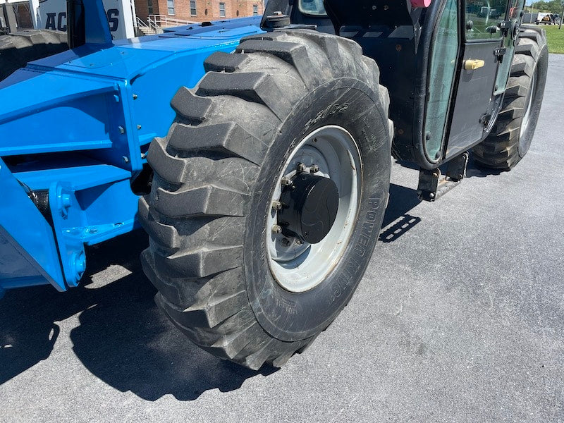 Buy 2015 GENIE GTH-1056