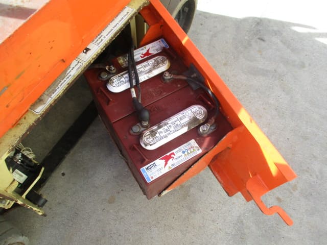 Buy 2015 JLG 1230ES